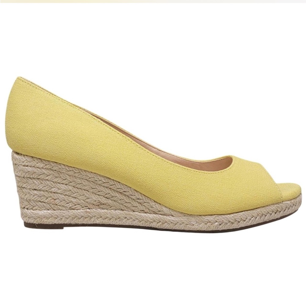 Bandolino Peep Toe Espadrilles - Picture 2 of 2